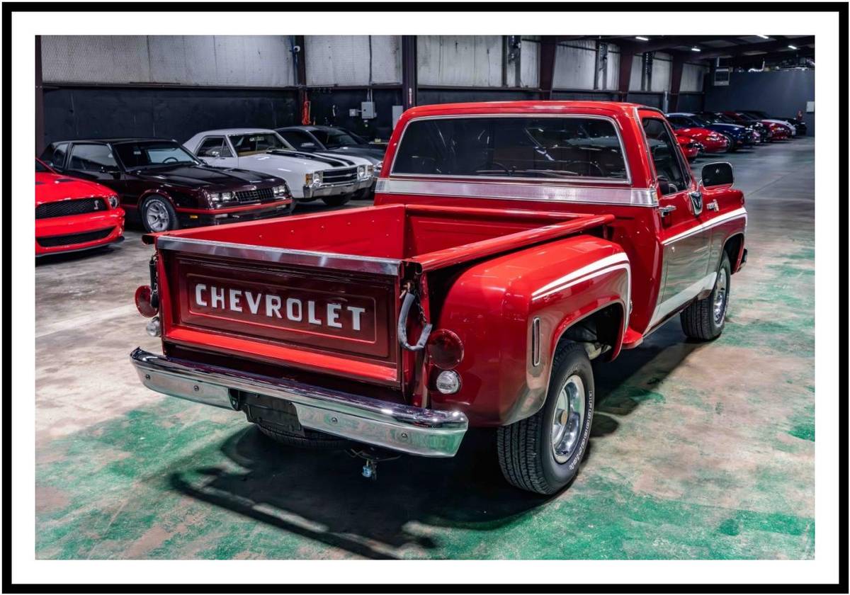 Chevrolet-c10-1976-red-21