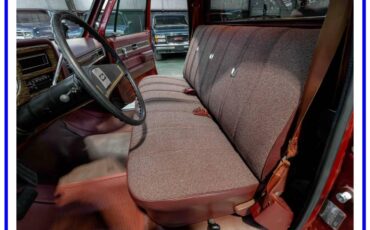 Chevrolet-c10-1976-red-41