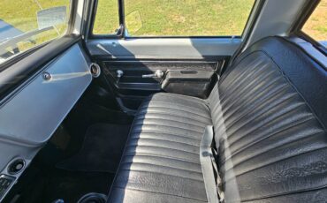 Chevrolet-c10-deluxe-1972-19