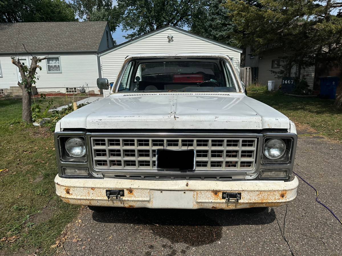 Chevrolet-c10-longbed-1980-white