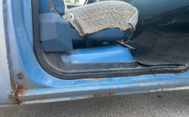 Chevrolet-c10-longbed-1985-blue-19