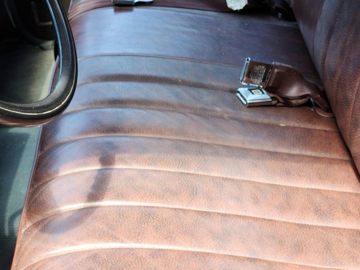 Chevrolet-c10-longbed-1985-brown-11
