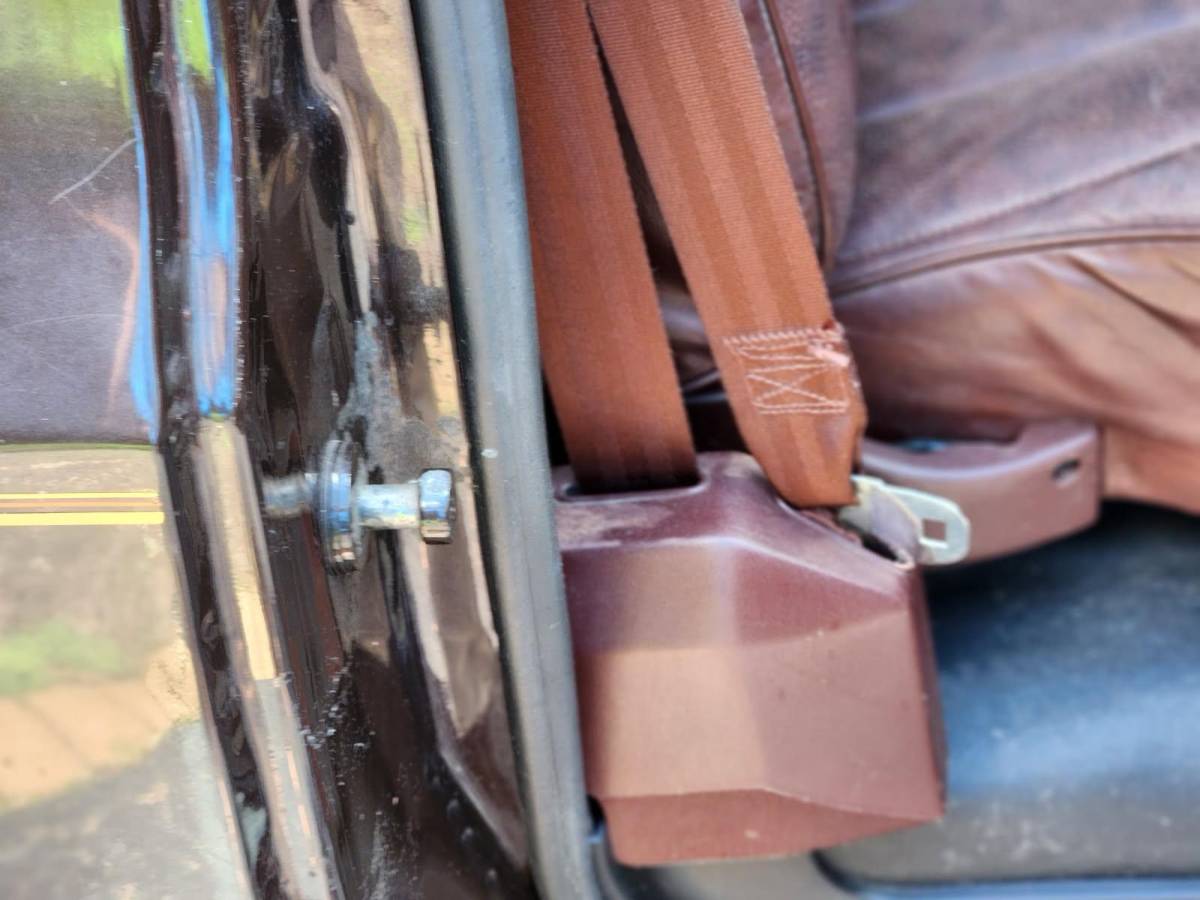Chevrolet-c10-longbed-1985-brown-21