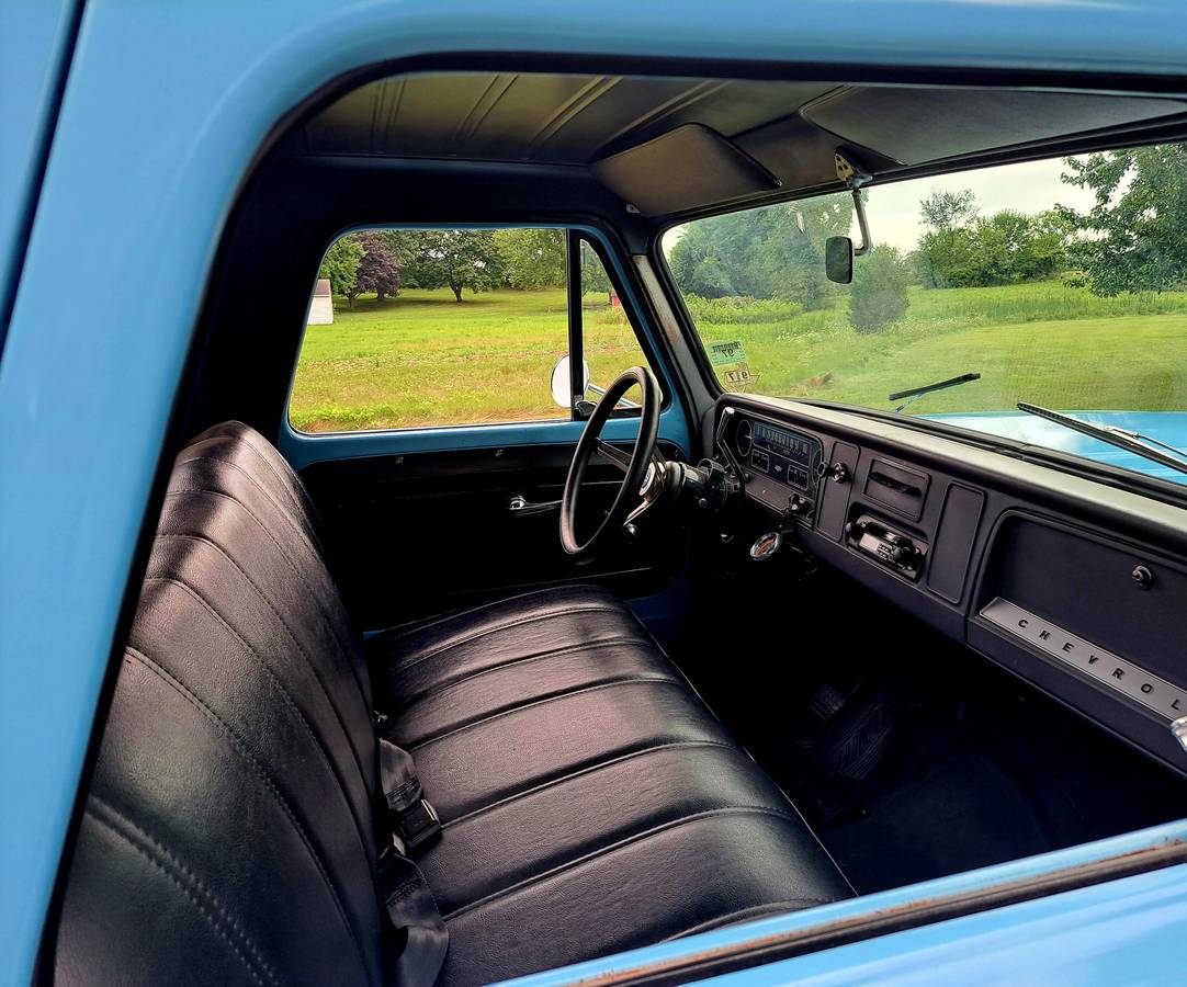 Chevrolet-c10-pickup-1965-9