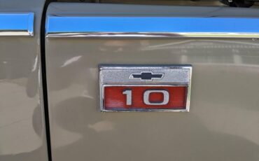 Chevrolet-c10-pickup-1966-brown-6