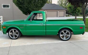 Chevrolet-c10-pickup-1969-green