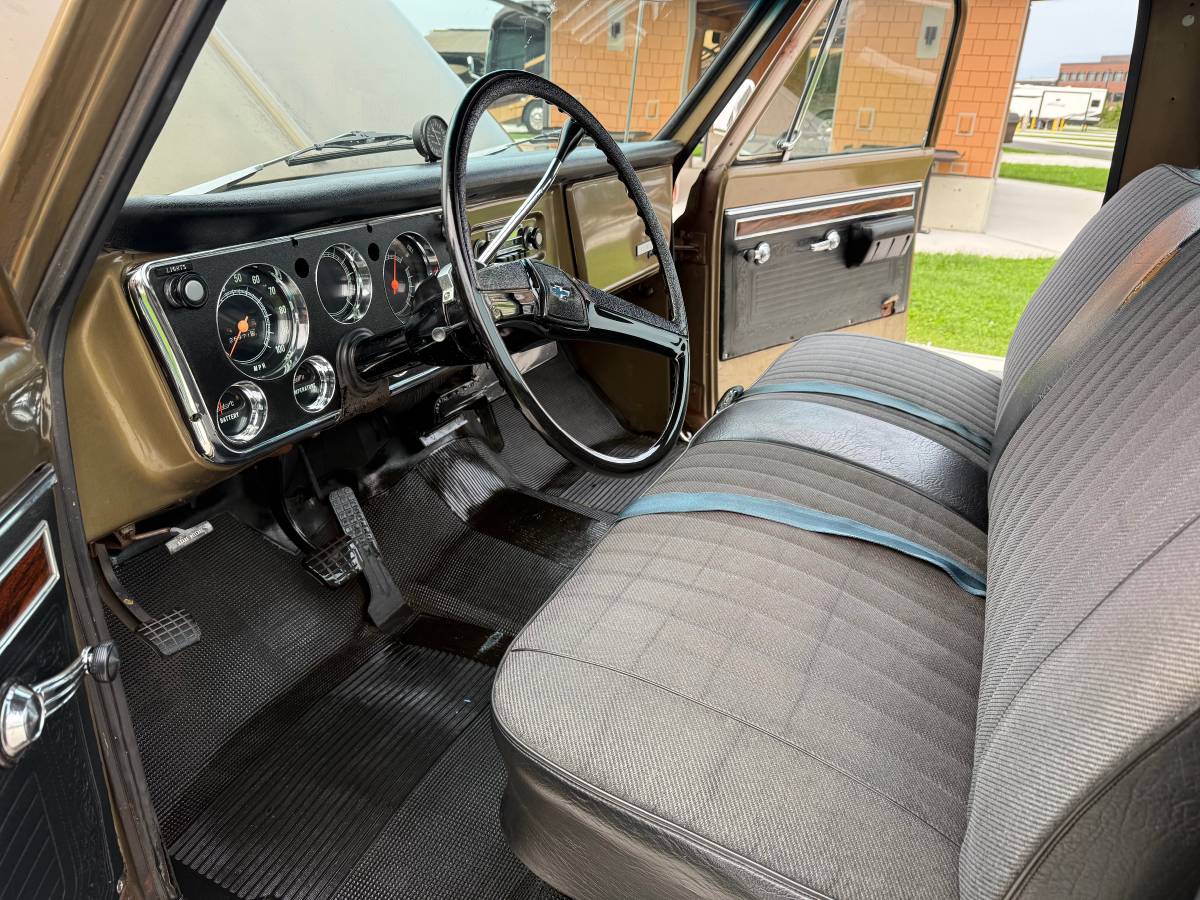 Chevrolet-c10-pickup-1970-10