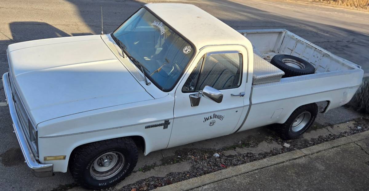 Chevrolet-c10-pickup-1986-white-2
