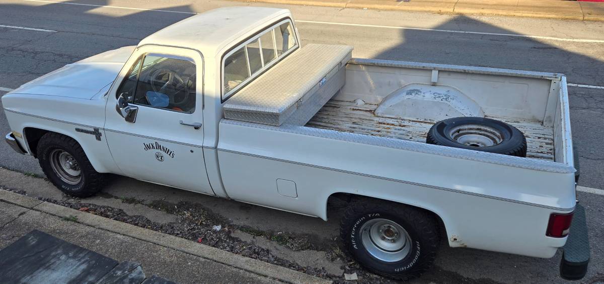 Chevrolet-c10-pickup-1986-white-3