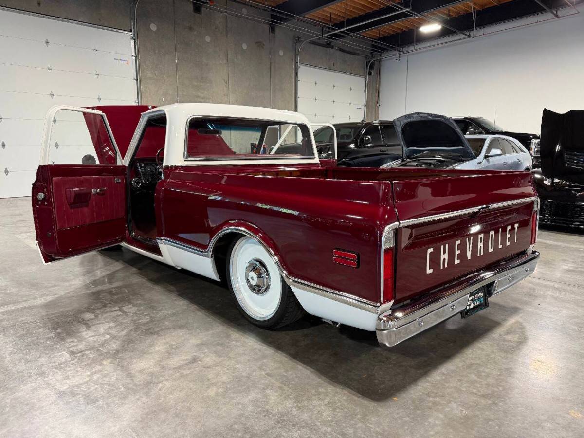Chevrolet-c10-restomod-1968-12