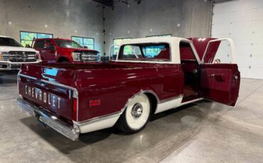 Chevrolet-c10-restomod-1968-30