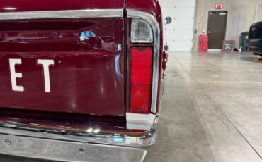 Chevrolet-c10-restomod-1968-43