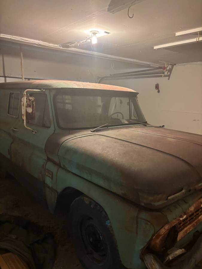 Chevrolet-c10-suburban-1970-6