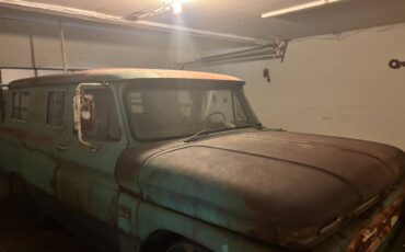 Chevrolet-c10-suburban-1970-7
