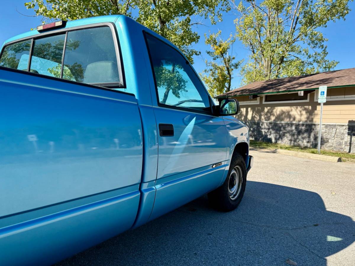 Chevrolet-c1500-1995-blue