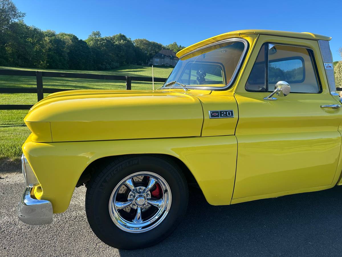 Chevrolet-c20-1965-yellow-1