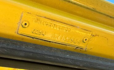 Chevrolet-c20-1965-yellow-19