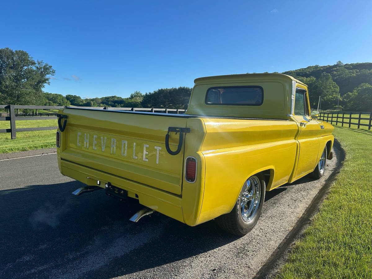 Chevrolet-c20-1965-yellow-4