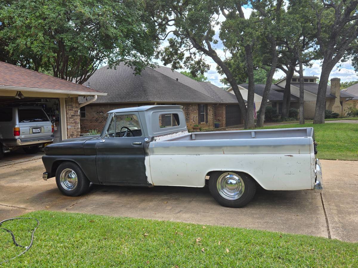Chevrolet-c20-1966-custom-3