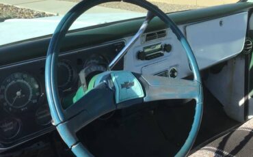 Chevrolet-c20-1972-white-1