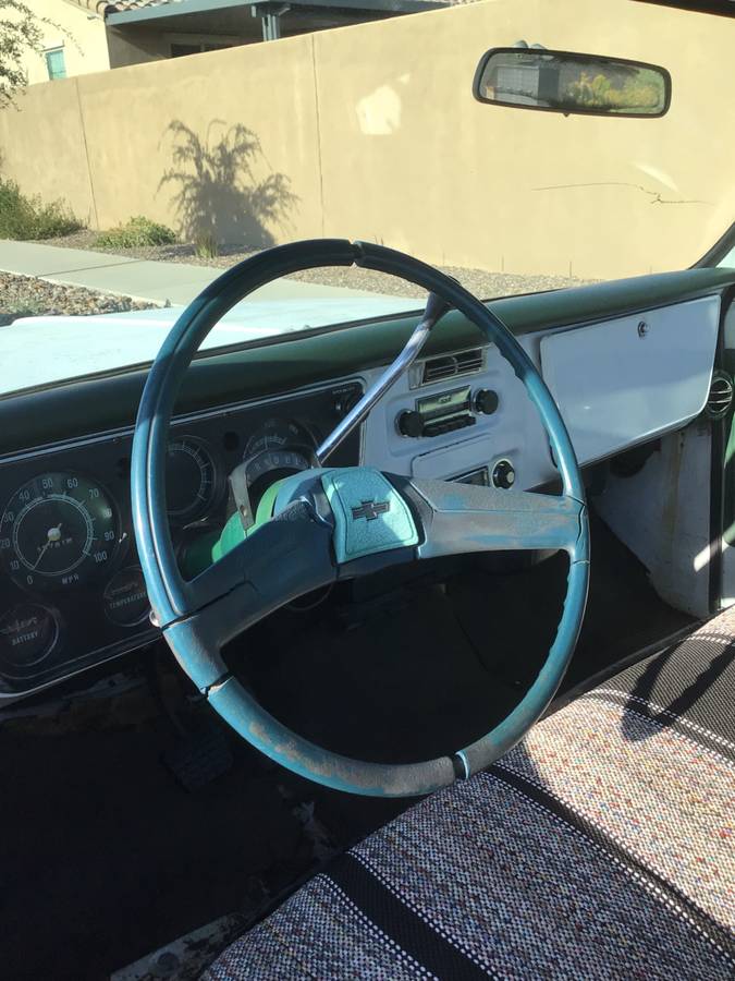 Chevrolet-c20-1972-white-1