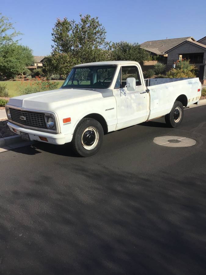 Chevrolet-c20-1972-white-2