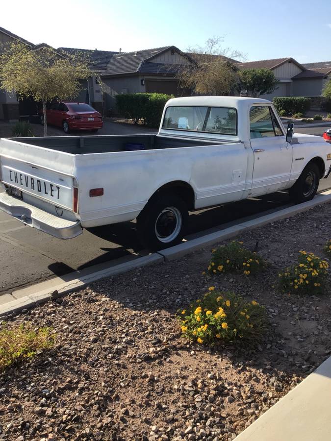 Chevrolet-c20-1972-white