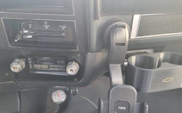 Chevrolet-c20-1986-grey-16