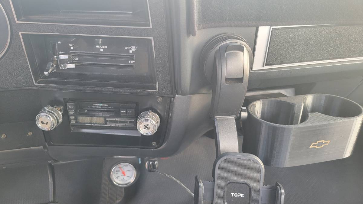 Chevrolet-c20-1986-grey-16