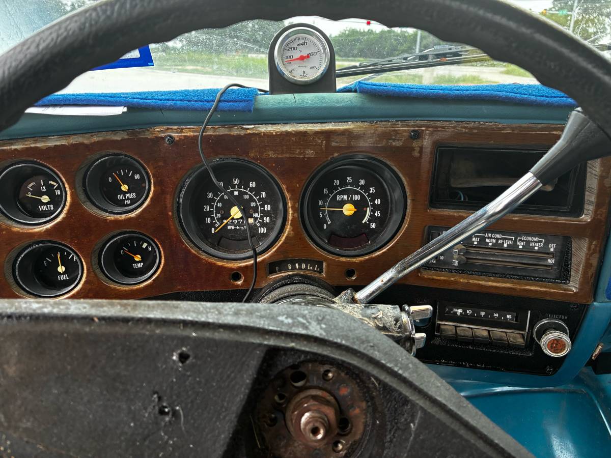 Chevrolet-c20-silverado-1977-blue-21