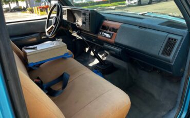 Chevrolet-c3500-1994-blue-15