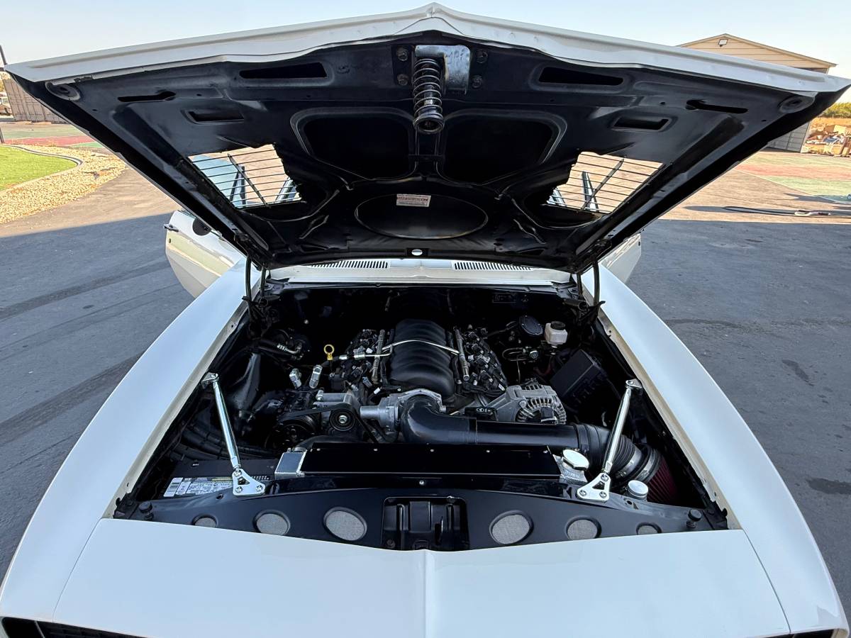 Chevrolet-camaro-1967-2