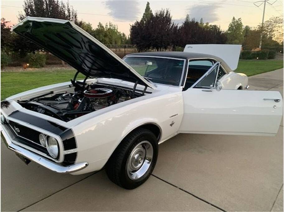 Chevrolet-camaro-1967-20