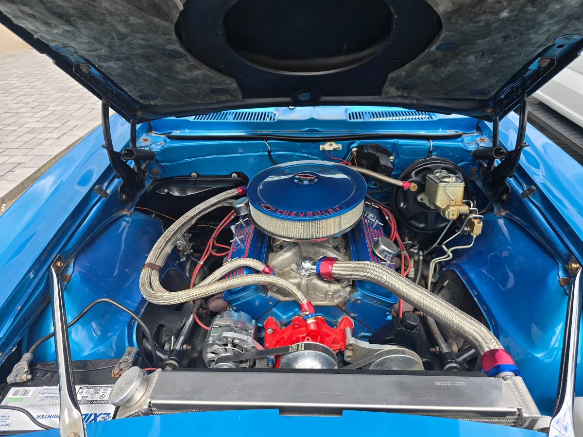 Chevrolet-camaro-1968-blue-5