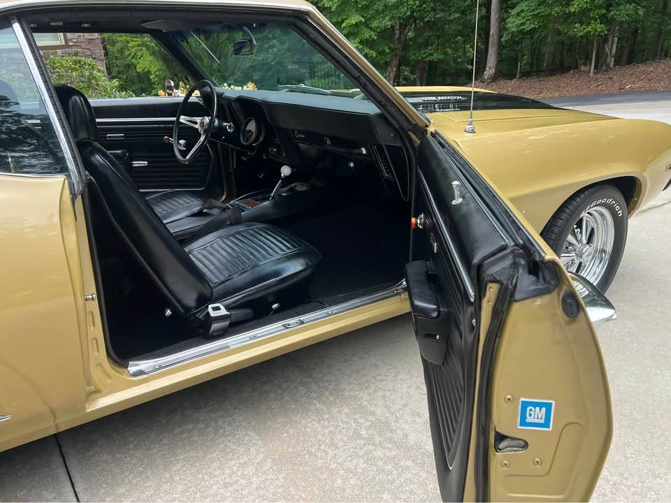 Chevrolet-camaro-1969-4