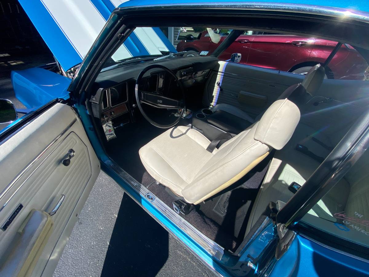 Chevrolet-camaro-1969-blue-15