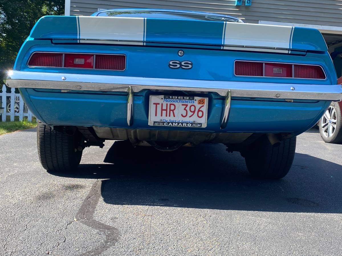 Chevrolet-camaro-1969-blue-18