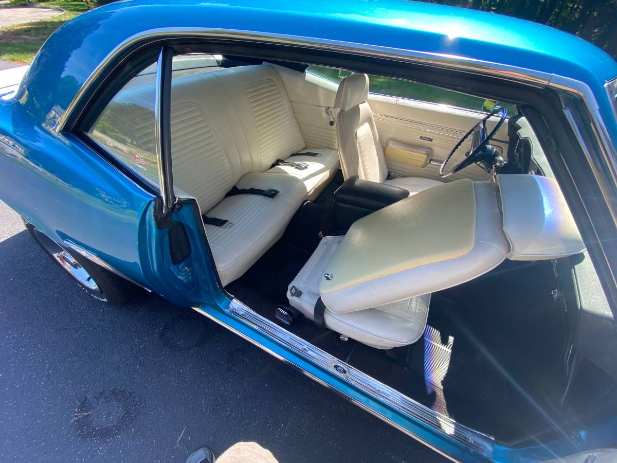 Chevrolet-camaro-1969-blue-20