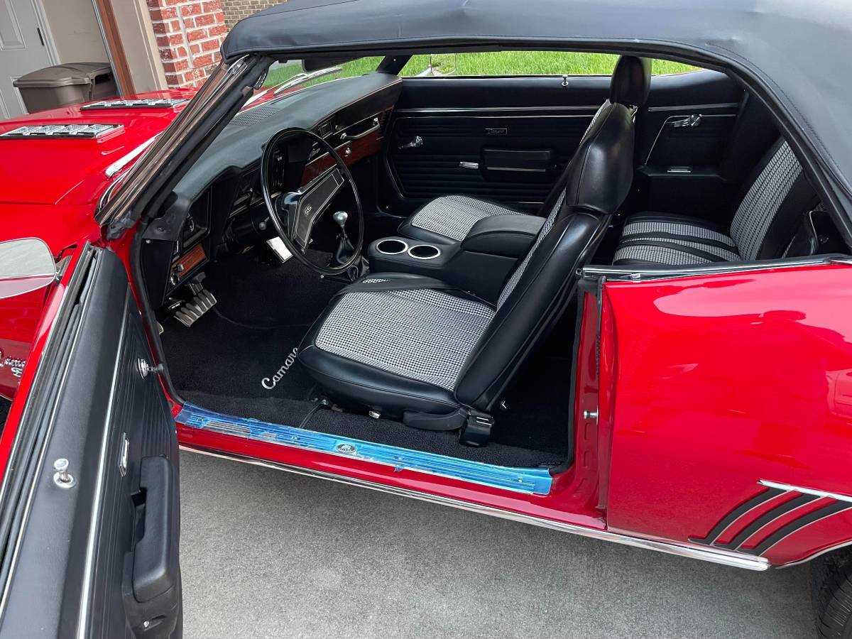 Chevrolet-camaro-1969-red-6