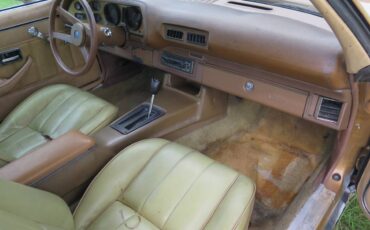 Chevrolet-camaro-1977-custom-19