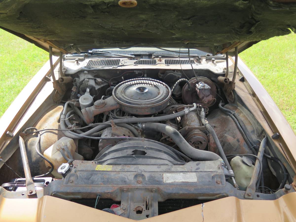 Chevrolet-camaro-1977-custom-3