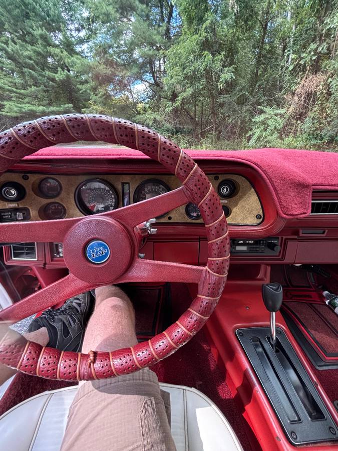 Chevrolet-camaro-1977-red-11