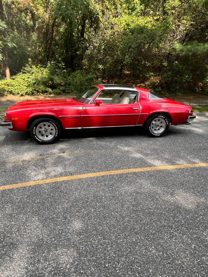 Chevrolet-camaro-1977-red