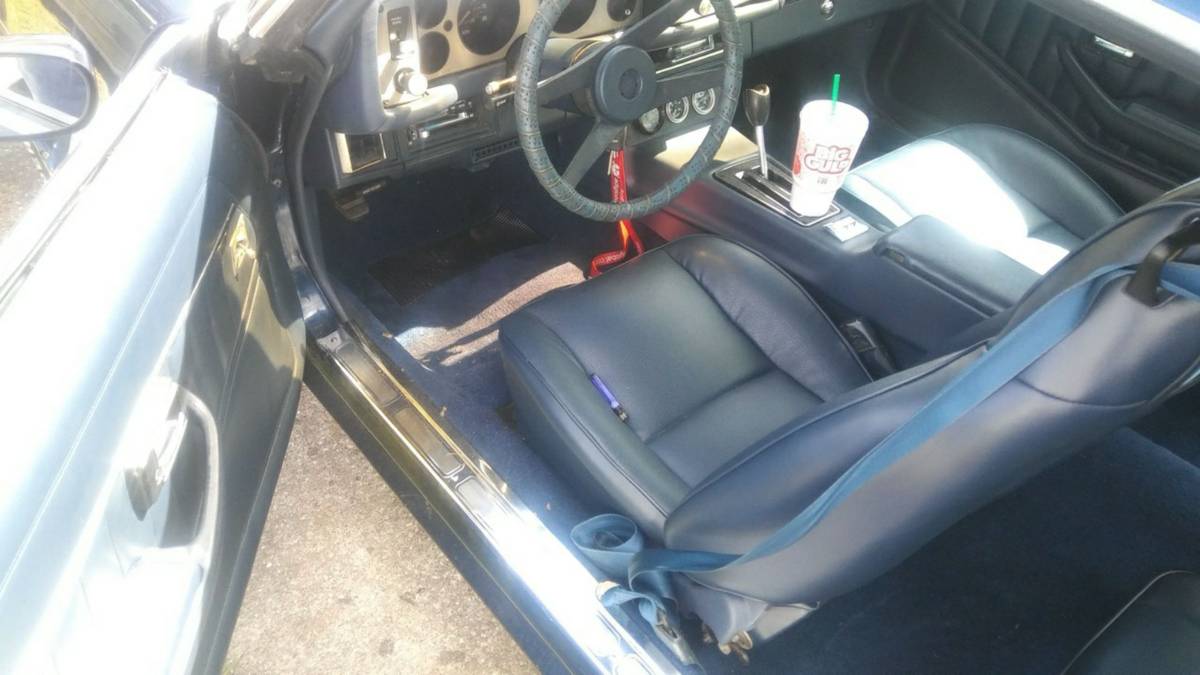 Chevrolet-camaro-1980-blue-11