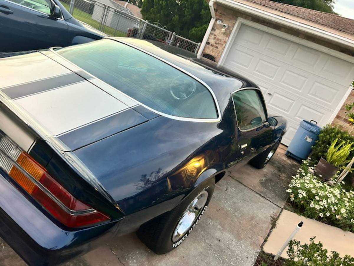 Chevrolet-camaro-1980-blue-8