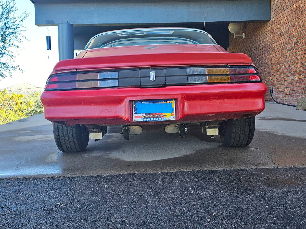Chevrolet-camaro-1980-red-2