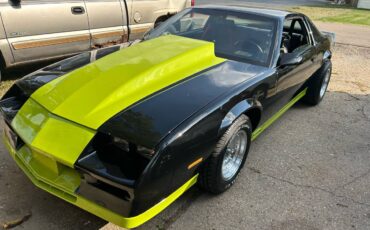 Chevrolet-camaro-1984-black-7
