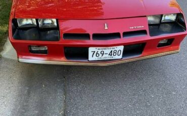 Chevrolet-camaro-1984-red-3