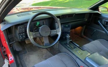 Chevrolet-camaro-1984-red-7