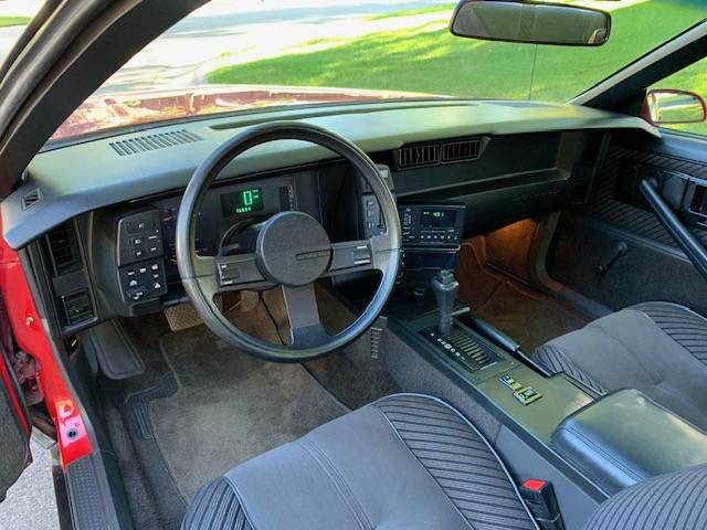 Chevrolet-camaro-1984-red-7